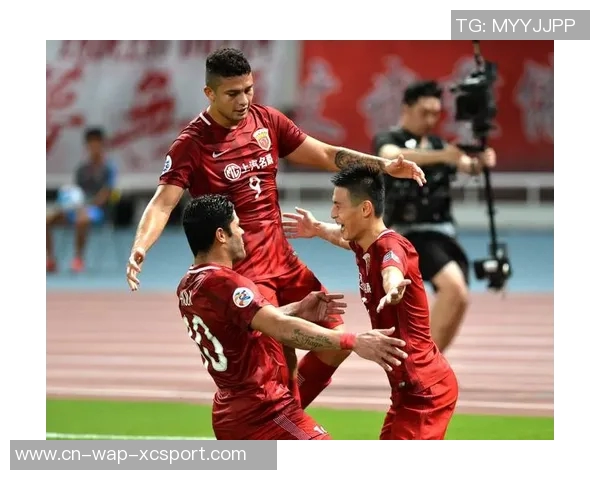 浦和红砖与上海上港激战正酣谁能在亚冠赛场笑到最后