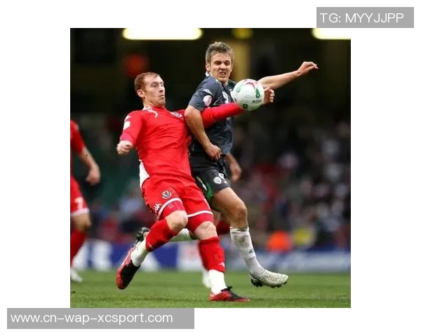 英格兰与爱尔兰激战即将上演球迷期待精彩对决与历史重温 英格兰与爱尔兰激战即将上演球迷期待精彩对决与历史重温